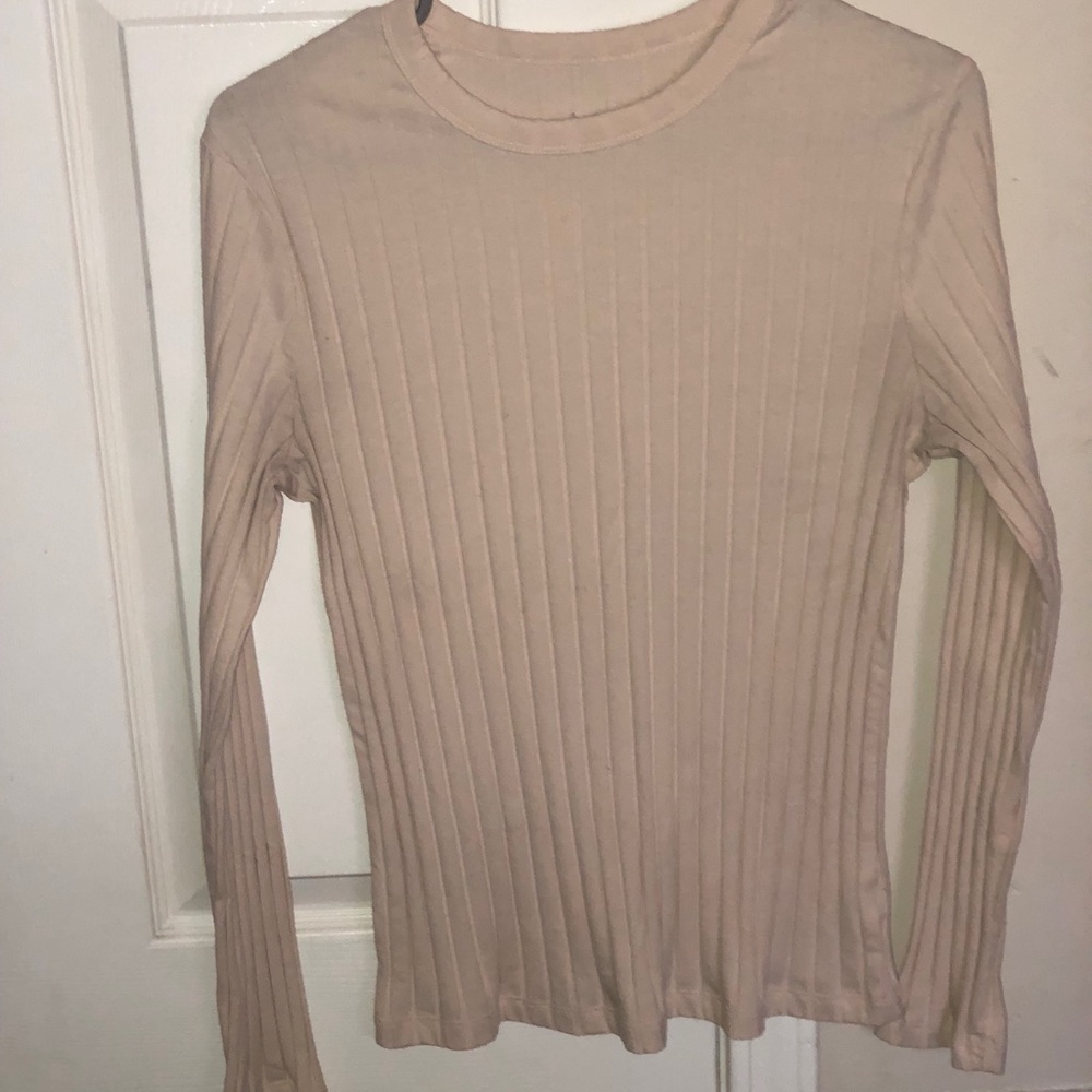 Long sleeve thin fitted shirt kinda fits a little snug